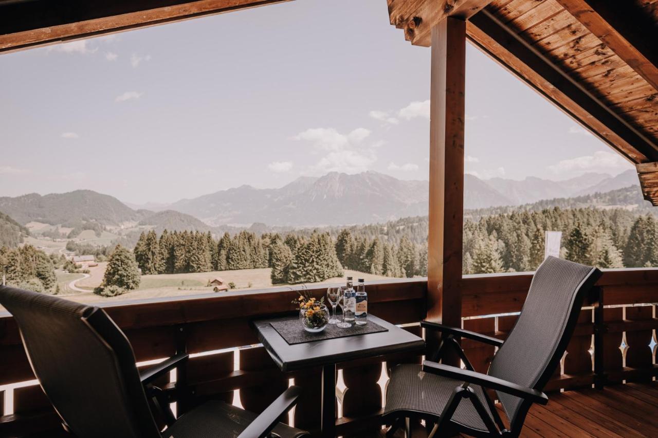 Suite mit Bergblick