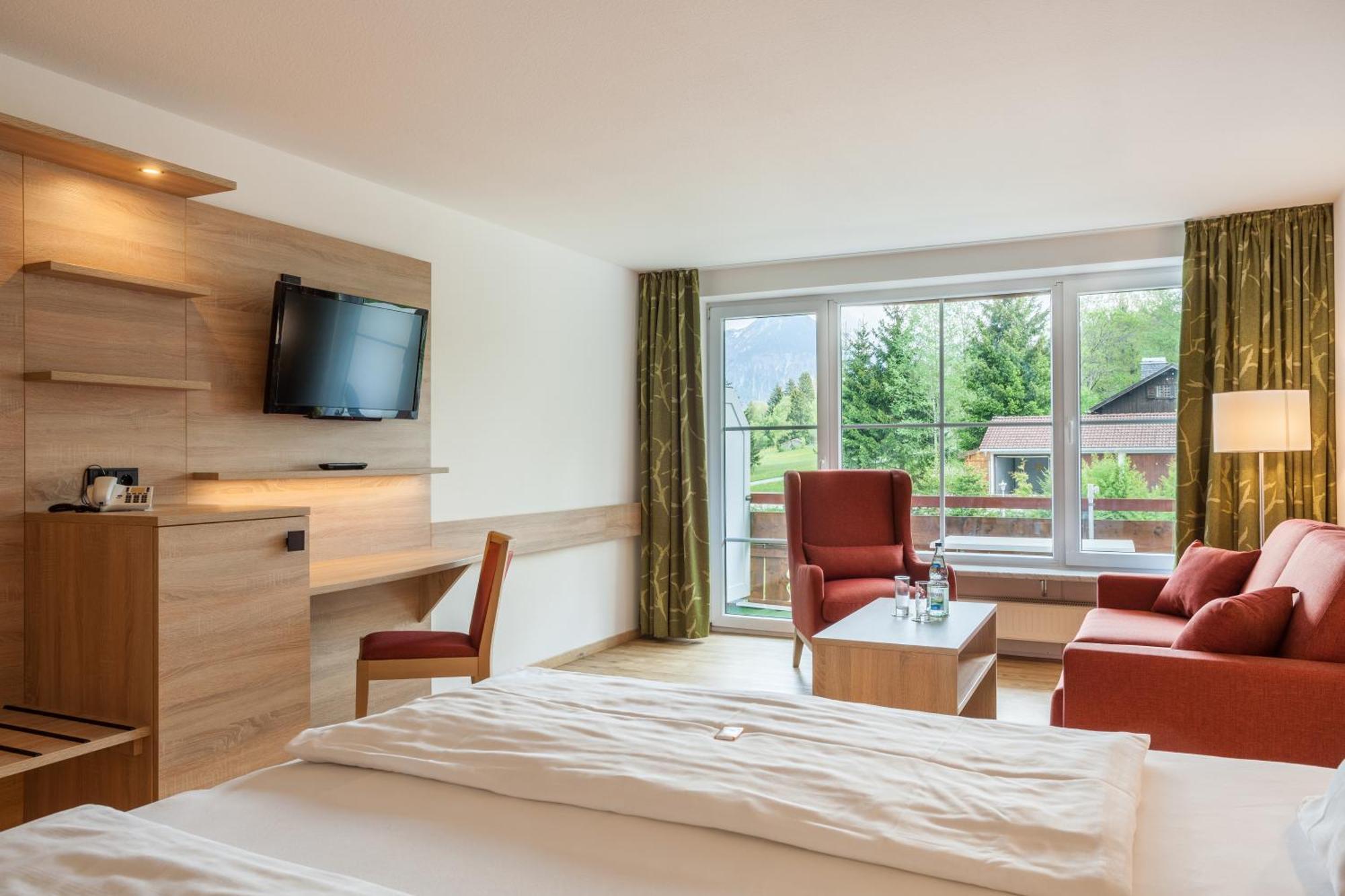 Comfort Double Room Balcony Mountain View
